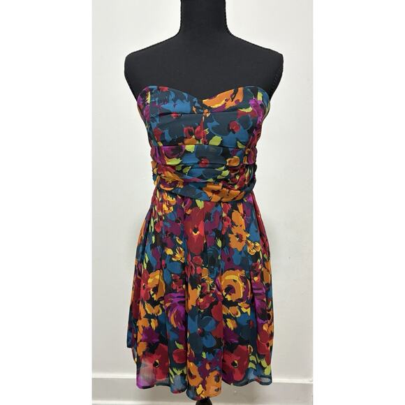 FOREVER 21 Dresses & Skirts - Forever 21 Strapless Floral Dress Women’s XS Blue Orange Purple Fit Flare Party